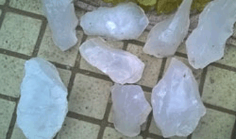 ミルキー水晶原石