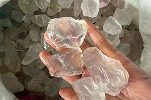 マダカスカル産レモン水晶原石